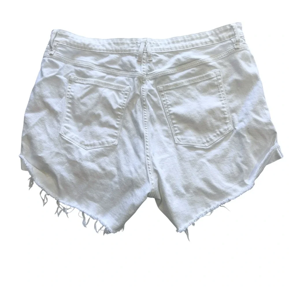 Good American Shorts Size 18 White‎ Cut Off Denim 